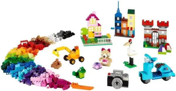 LEGO Nagy méretű kreatív építőkészlet 790 alkatrésszel - JGY00027 - szipercuccok.hu