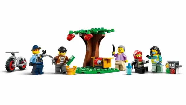 LEGO City Rendőrség Mentő járművek központja 60371 - JGY00032 - szipercuccok.hu